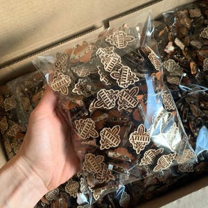Custom Wood Logo Pins – Engraved Wooden Badges – Personalized Branding Pins – Custom Business Logo Gifts – Laser Cut Wooden Brooches