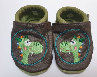 Größe 18, Lederpuschen, Krabbelschuhe, Lauflernschuhe, Babyschuhe mit Drache, Drachen