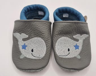 Tamanho 19, chinelos de couro, sapatos de engatinhar, sapatos para primeiros passos, sapatos de bebê com baleia, chinelos de engatinhar, chinelos, sapatos infantis, sapatos de jardim de infância