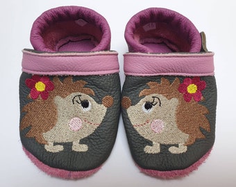 Größe 18, Lederpuschen, Krabbelschuhe, Lauflernschuhe, Babyschuhe mit Igel, Igeln