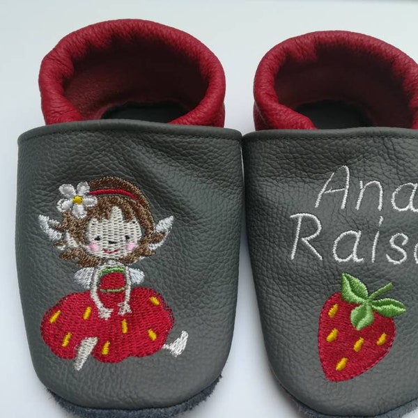 Lederpuschen, Krabbelschuhe, Lauflernschuhe, Babyschuhe mit Erdbeerfee, Erdbeere und Namen