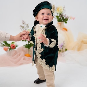 Baby Boy Green Velvet Frock Coat Set, Toddler Prince Costume, Ring Bearer Suit, Baby Boy Special Occasion Outfit