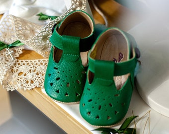 Green Baby Shoes| Real Leather Handmade Unisex Baby Shoes | Baby First Shoes