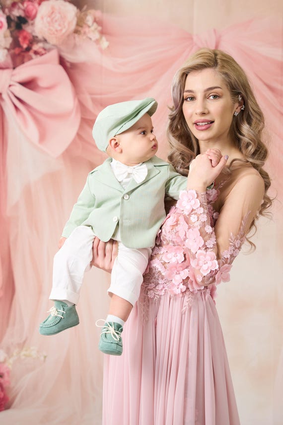 mint green dress pink shoes Sage Green Dress With Pink Shoes 10 Best Shoe Colors To Wear With Sage Mint Green