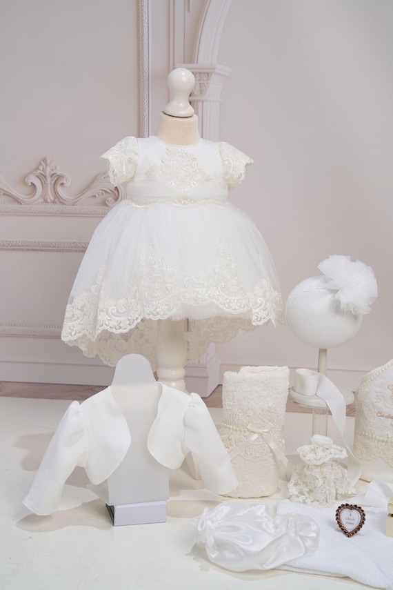 princess christening dress Princess Charlotte's Christening Gown Is the Ultimate Baby Re-Wear
