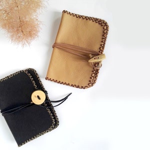 Estuche de cuero para tabaco, diseños personalizados - ¡Haga clic para obtener más detalles! Bolsa para cartas, Magic the Gathering, LARP, RPG, Juego de rol, DnD