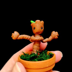 Baby Tree, Tree Miniature, Herbology, Collectable Figurines, Tree in a pot, Tree Monster, Comics, Movie Miniature, Fantasy, Geek, Nerd, RPG