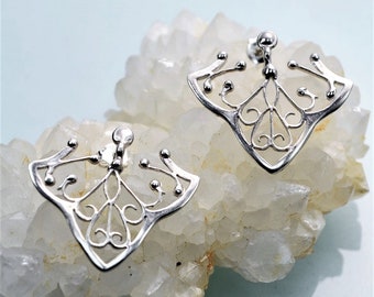 Sterling Silver Ivy Leaf Stud Earrings, Handmade Nature Jewelry