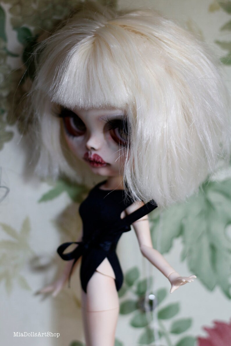 SOLD_OUT IRIS. Custom Blythe Doll, painted body. Unique hand made doll, 1/6 tbl ooak image 7