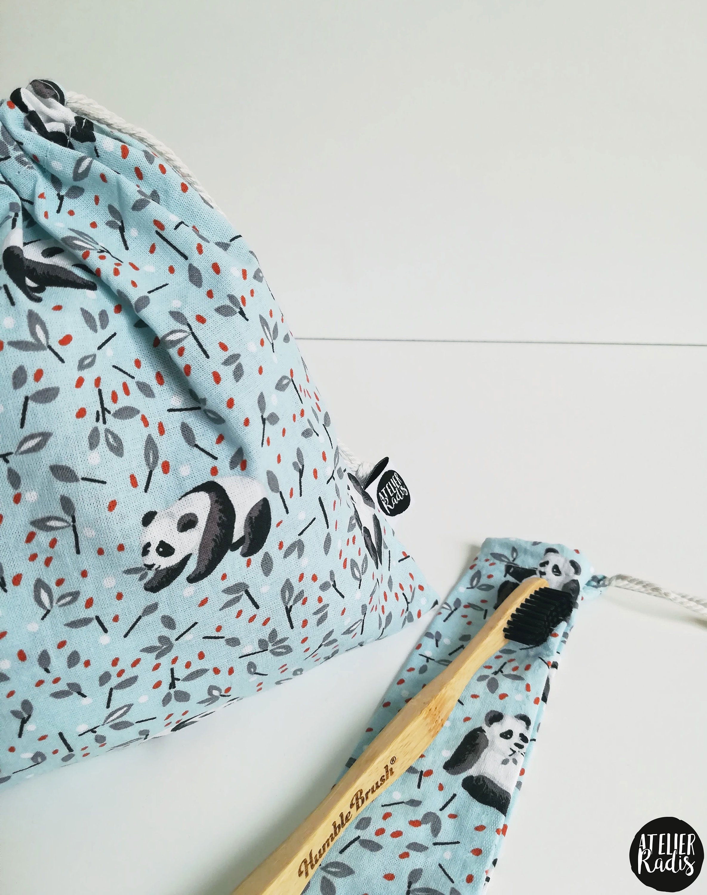 Set Pochette & Étui Brosse à Dents/Pinceaux