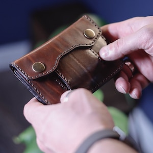 Minimalistischer Leder Kartenhalter, Klassisches Braunes Portemonnaie, Leder Geschenk, KreditkartenPortemonnaie, personalisiertes Geschenk für Freund, Jubiläumsgeschenk