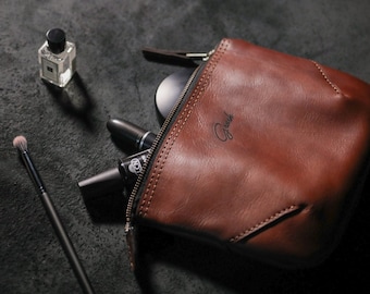Borsa per il trucco in pelle personalizzata: organizer per articoli da toeletta cucito a mano