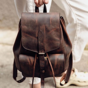 Minimalist leather backpack, leather rucksack, Back to School bag, High Quality Leather Backpack, Women bag, Gift for Her, Engraved bag