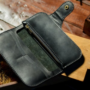 Cartera de motociclista negra PERSONALIZADA, Cartera larga de cuero para hombre, Cartera de camionero con cremallera, Cartera de viaje con monograma, Cartera plegable de cuero negro imagen 4
