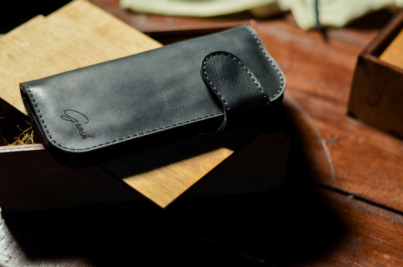 Cartera de motociclista negra PERSONALIZADA, Cartera larga de cuero para hombre, Cartera de camionero con cremallera, Cartera de viaje con monograma, Cartera plegable de cuero negro imagen 8