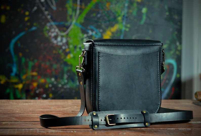 Schwarze Messenger-Tasche für Frauen, Leder Classy Bag, handgemachte mittlere Crossbody Geldbörse, jeden Tag DamenTasche Bild 4