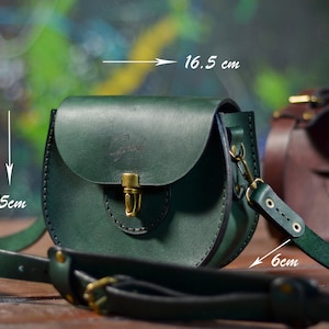 Small crossbody bag for women, Leather cell phone purse, mini crossbody pouch, shoulder bag, Everyday bag, Genuine leather saddle bag Green