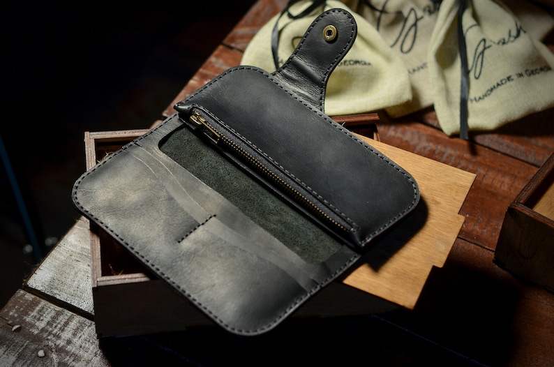 Cartera de motociclista negra PERSONALIZADA, Cartera larga de cuero para hombre, Cartera de camionero con cremallera, Cartera de viaje con monograma, Cartera plegable de cuero negro imagen 6