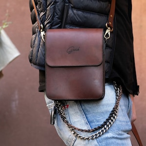 Petit sac messager en cuir PERSONNALISÉ, sac crossbody en cuir pour hommes, sac portefeuille pour hommes, cartable en cuir, sac en cuir Flap