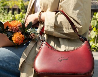 Leather Shoulder Bag for Women, Handmade red Purse, Full Grain Leather Bag, Minimalist Luxury Handbag, Gift for Her