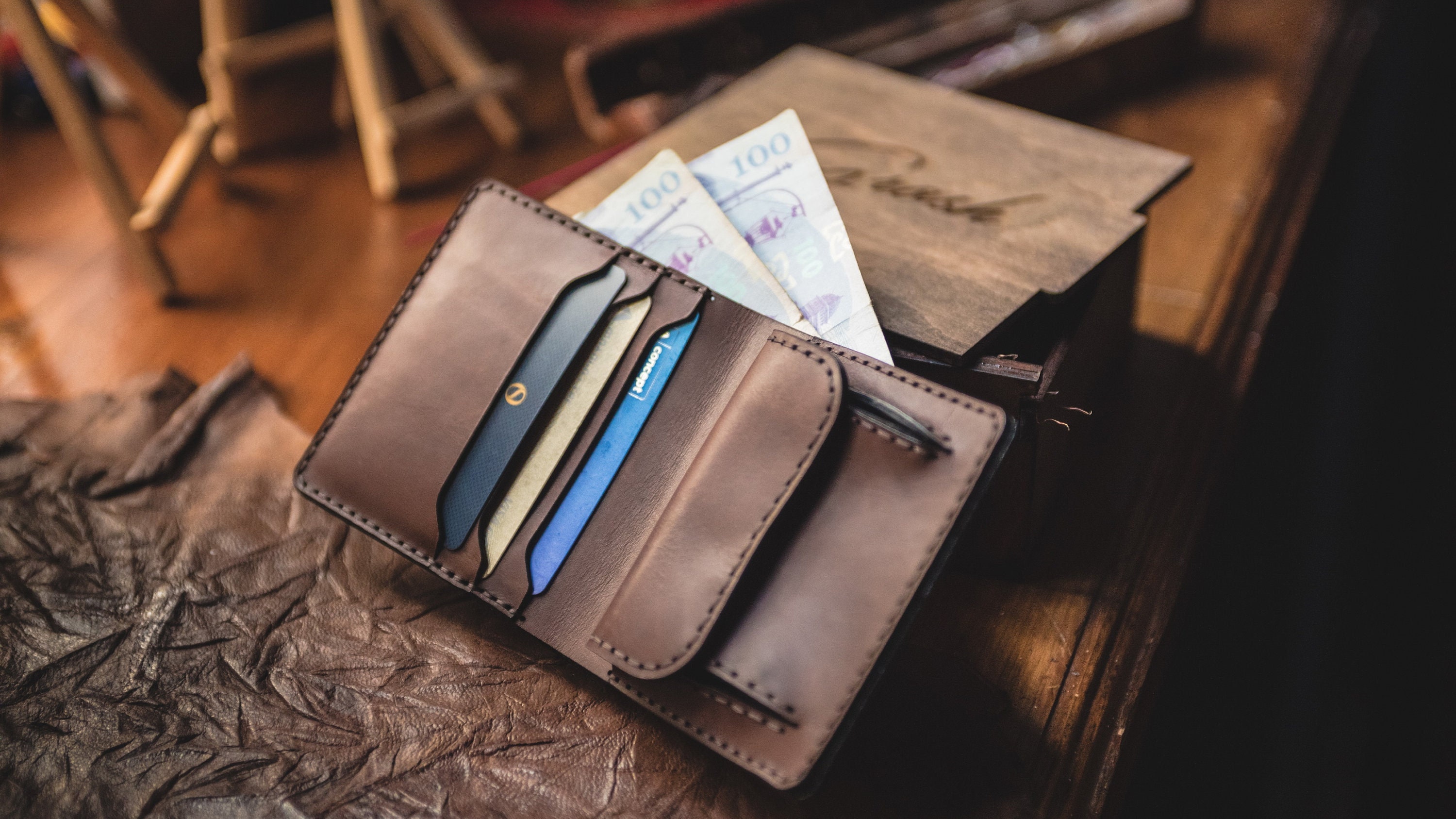 Mens Wallet With Coin Pocket Leather Bi fold Wallet Engraved Travel Wallet Mens Brown Leather Wallet Stylish Christmas Gifts Etsy Ireland