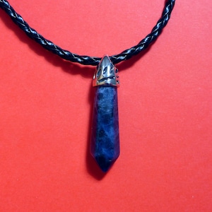 Blue Sodalite necklace, healing crystal, gemstone, pin pendent on leather necklace - Blauer Sodalith Heilstein Kristall Halskette
