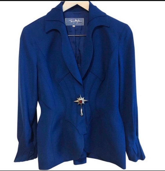 WANTED!! Thierry Mugler blazer jacket