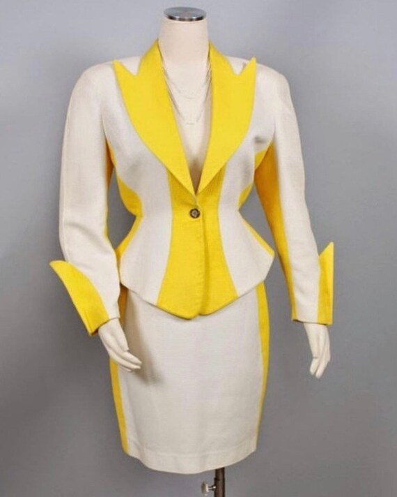 WANTED!!! Thierry Mugler blazer jacket !!!!