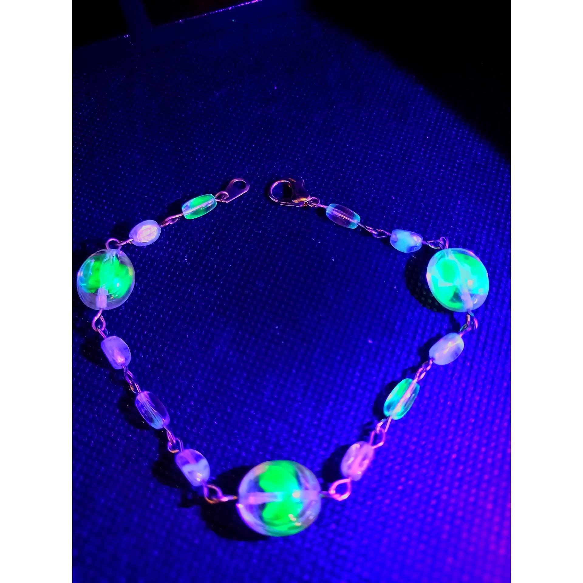 Beaded Uranium Glass Bracelet With 18k Gold Plated Findings - Etsy