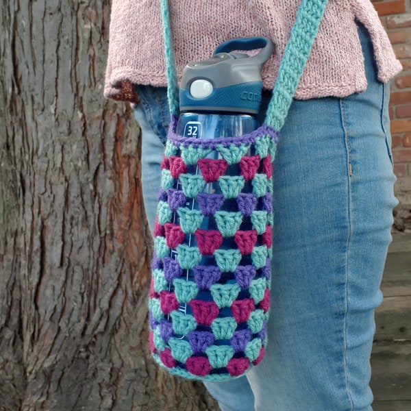 Granny stripe water bottle sling pattern