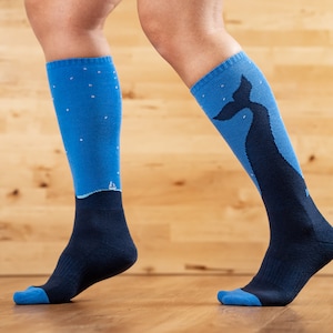 Women&#39;s Knee High Whale Socks