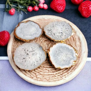 White Agate Coasters Gold plated | Tea Coffee Home Decor Table Ware Unique Furnishing Boho Decor Crystal Coaster Slice Set On Sale