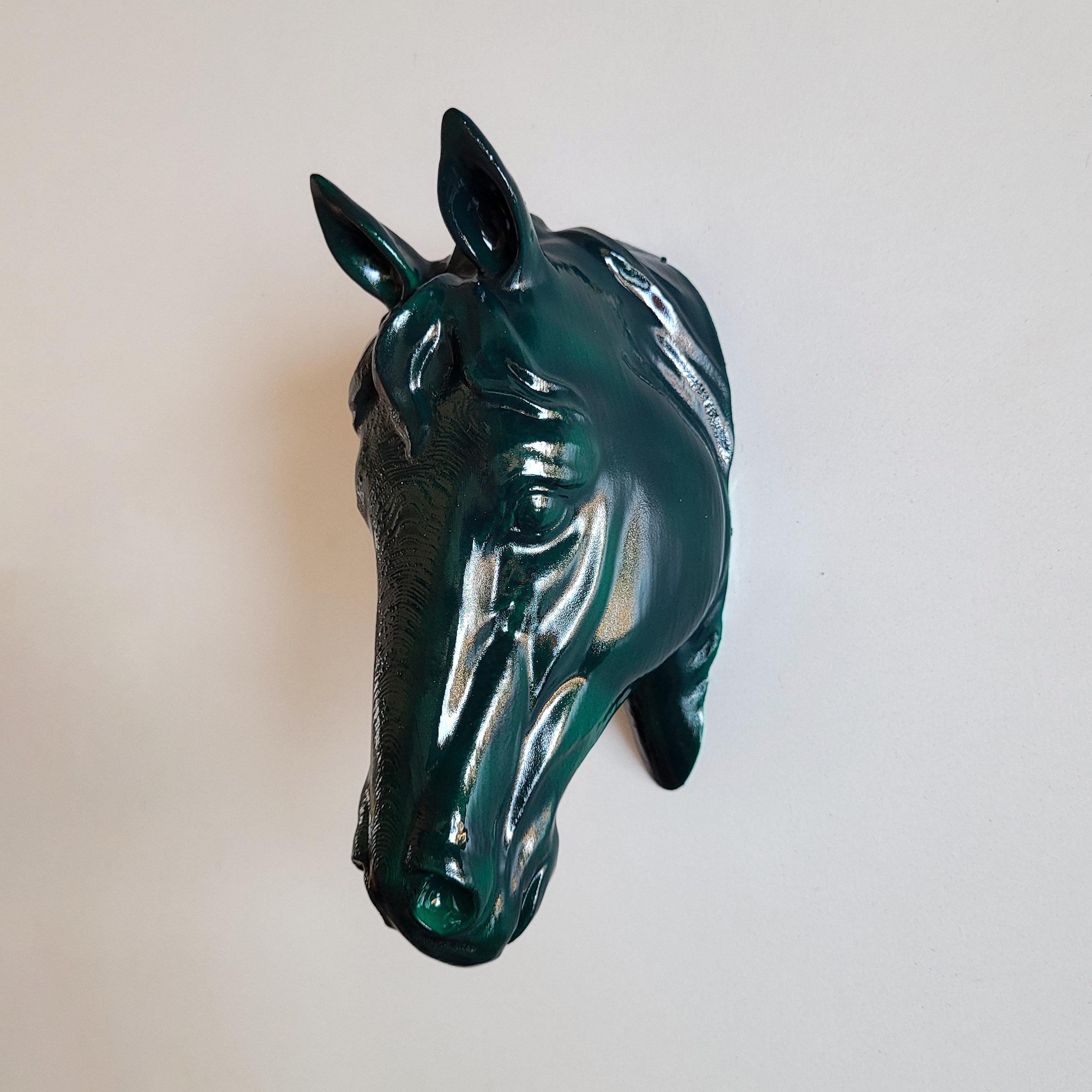 【REALHORSE】馬 壁掛けオブジェ Horse Head Statue Ⅱ Oxford Green | Horse Head Wall Sculpture | 3D Taxidermied Art