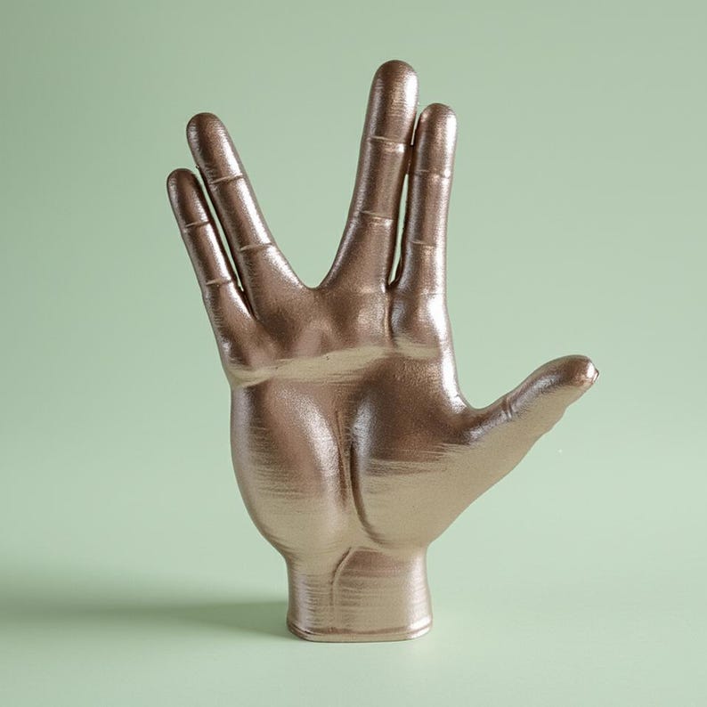 Escultura hecha a mano del saludo vulcaniano de Spock: decoración inspirada en Star Trek imagen 9