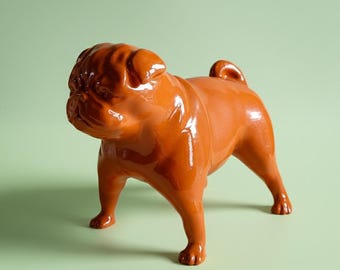Ton | Mops Skulptur | Handgefertigte Mops Dekor | Entzückende Hundefigur