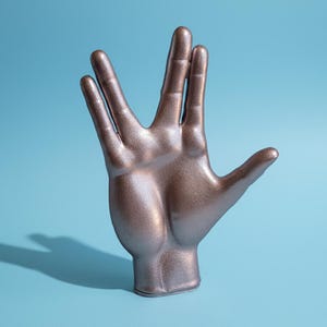 Escultura hecha a mano del saludo vulcaniano de Spock: decoración inspirada en Star Trek imagen 19