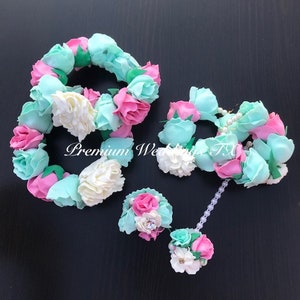 Gajra ,Flower Gajra Set,Mehndi,Dulhan,Bridal Jewelry,Haldi,Sangeet,Bridal Shower,Shaadi,Indian Wedding,Pakistani Wedding,Flower Jewelry