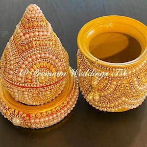 Decorative Kalash for Puja Mangal Kalash with Coconut,Indian Wedding Kalash Set,Hindu Puja Kalsh with Nariyal,Temple Pooja Item Mandir Decor