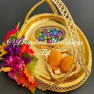Mehndi Thaali, Mehndi-bord, Thaali, Puja, Mehndi-decor, Mayoon, Uptan, Haldi, Shaadi, Shaadi-decor, Mayoon-decor, woondecor, handgemaakte plaat