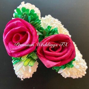 10Ct Hand Gajra, Flower Gajra, Bangles, Mehndi, Mehndi Bangles, Mayoon, Mayoon Bangles, Indian Wedding, Pakistani Wedding, Shaadi, Dulhan