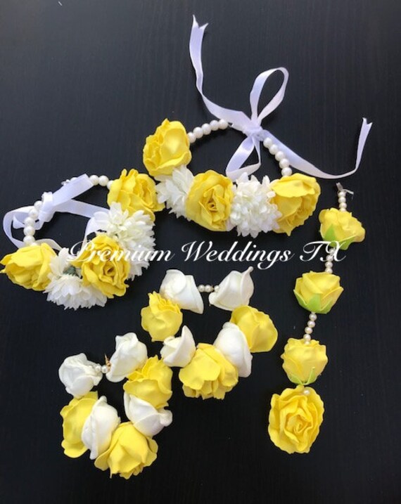Gajra pithi flower Set Mehndi Set Dulhan Bridal Jewelry Haldi Sangeet Bridal Shower Shaadi Indian Wedding Pakistani Wedding Etsy UK