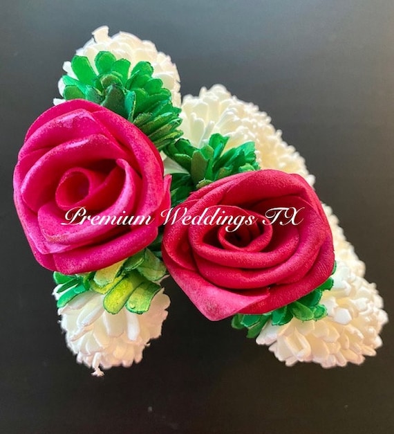 Flower bangles hotsell mehndi