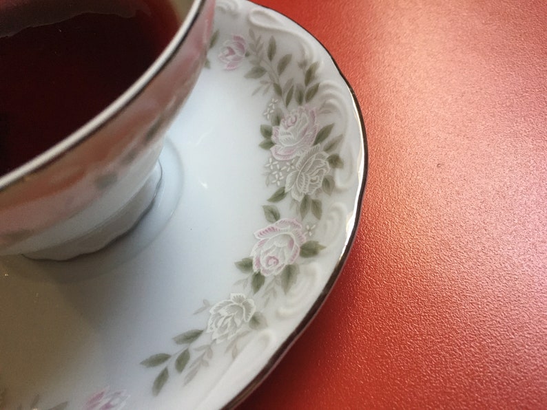 A Cuppa Woman in a Teacup