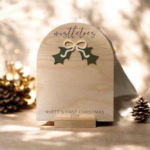 Baby Christmas Footprint, Mistletoes Baby Footprint, Baby&#39;s First Christmas Craft, My First Christmas, Baby Footprint Keepsake Personalized