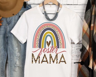 Foster Mama - Boho Rainbow Leopard Print T-shirt - Foster Parent Gift - Foster Love Shirt - Foster Mom Shirt - Maatschappelijk Werker - Pleegzorg