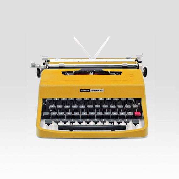 SUPERB OLIVETTI LETTERA 32 Traffic Yellow Color in Perfect Working
