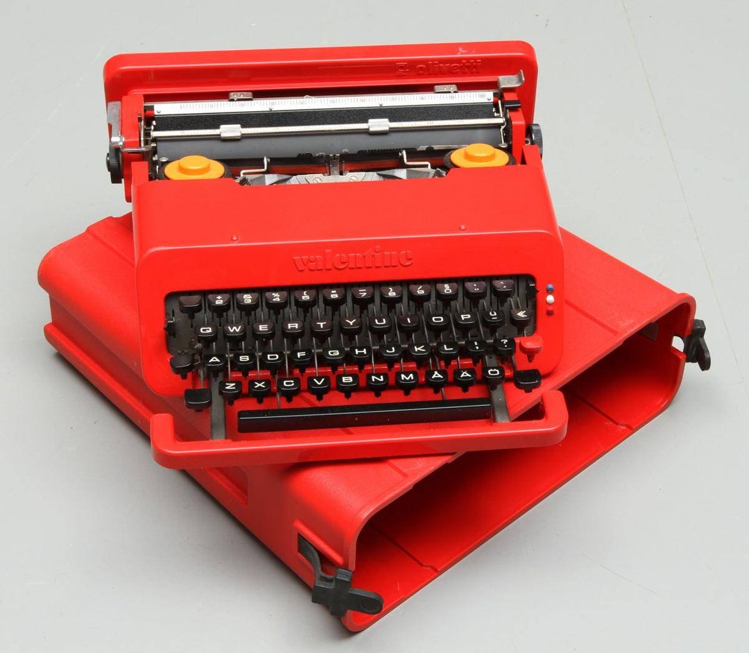 Olivetti VALENTINE Typewriter in Good Condition and Working - Etsy Canada