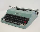 OLIVETTI LETTERA 32 タイプライター、オリジナルのティールカラーが