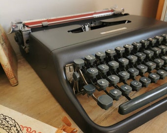 完動品　olivetti Lettera DL　タイプライター　オールブラック Olivetti Lettera DL Typewriter Vintage With Case | eBay