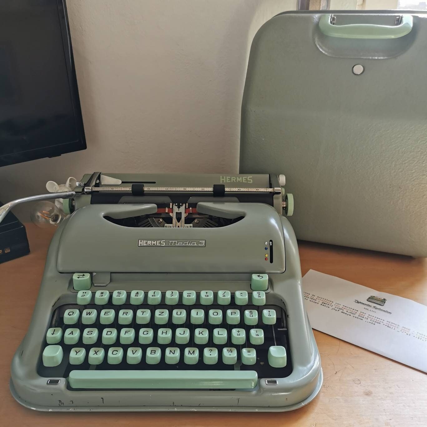 Hermes Media 3 Cubic Font Original Light Green in Perfect